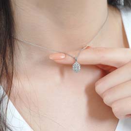 0,37 ct Pırlanta Baget Kolye